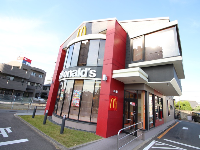 飲食店　マクドナルド（飲食店）まで60m