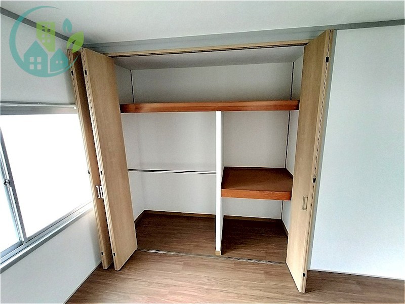 収納　ハイツ八坂