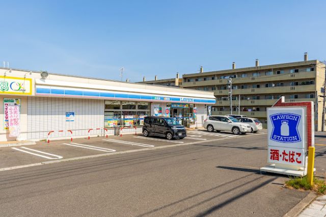 コンビニ　ローソン 小樽新光一丁目店（コンビニ）まで160m