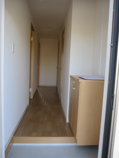 玄関　玄関　シューズボックスあります☆