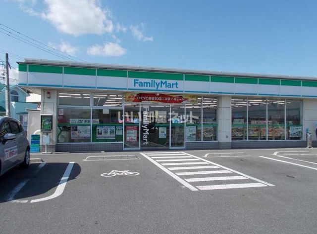 コンビニ　ファミリーマート 矢本赤井店（コンビニ）まで710m