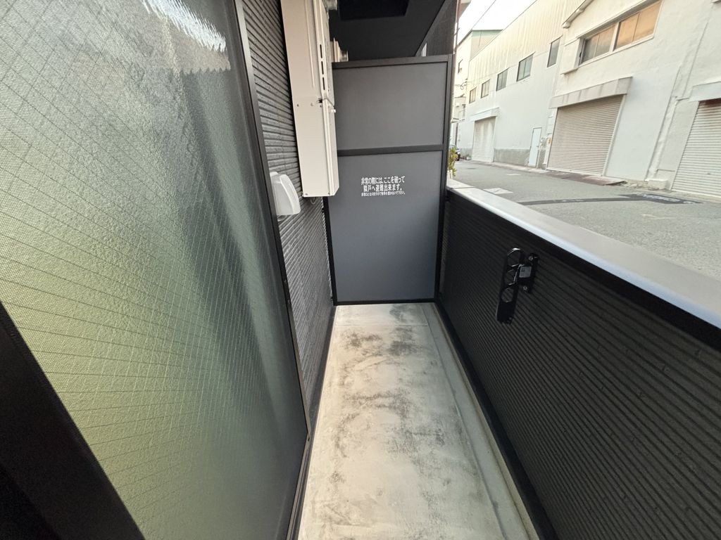 バルコニー　バルコニー