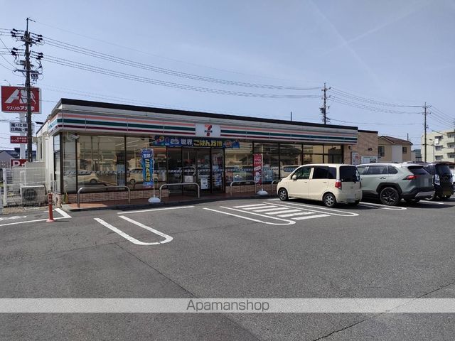 コンビニ　セブン－イレブン小牧小木３丁目店（コンビニ）まで376m