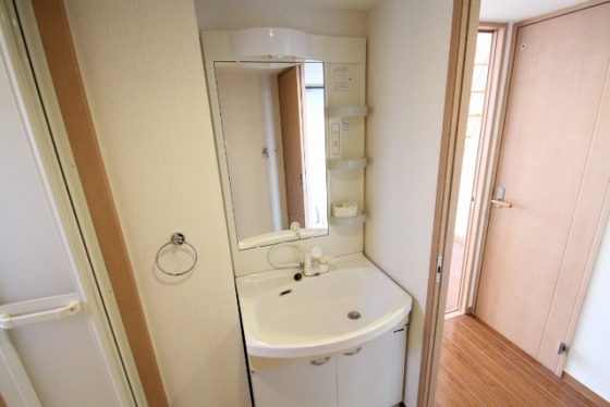 洗面設備　※別部屋の写真です