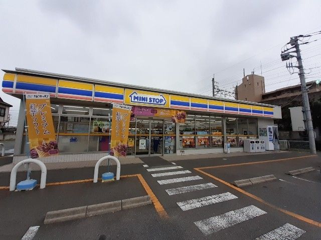コンビニ　ミニストップ前橋本町店（コンビニ）まで500m