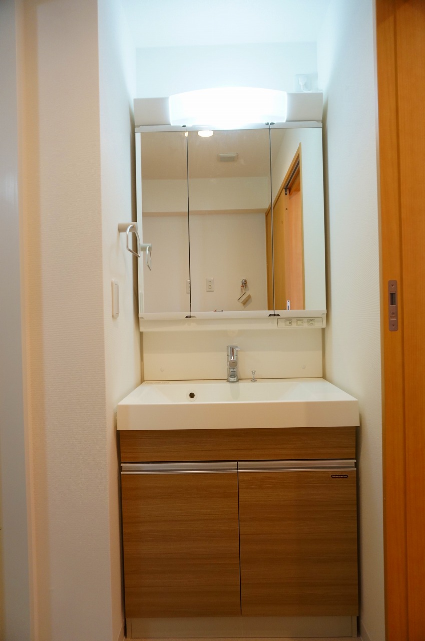 洗面設備　独立洗面台