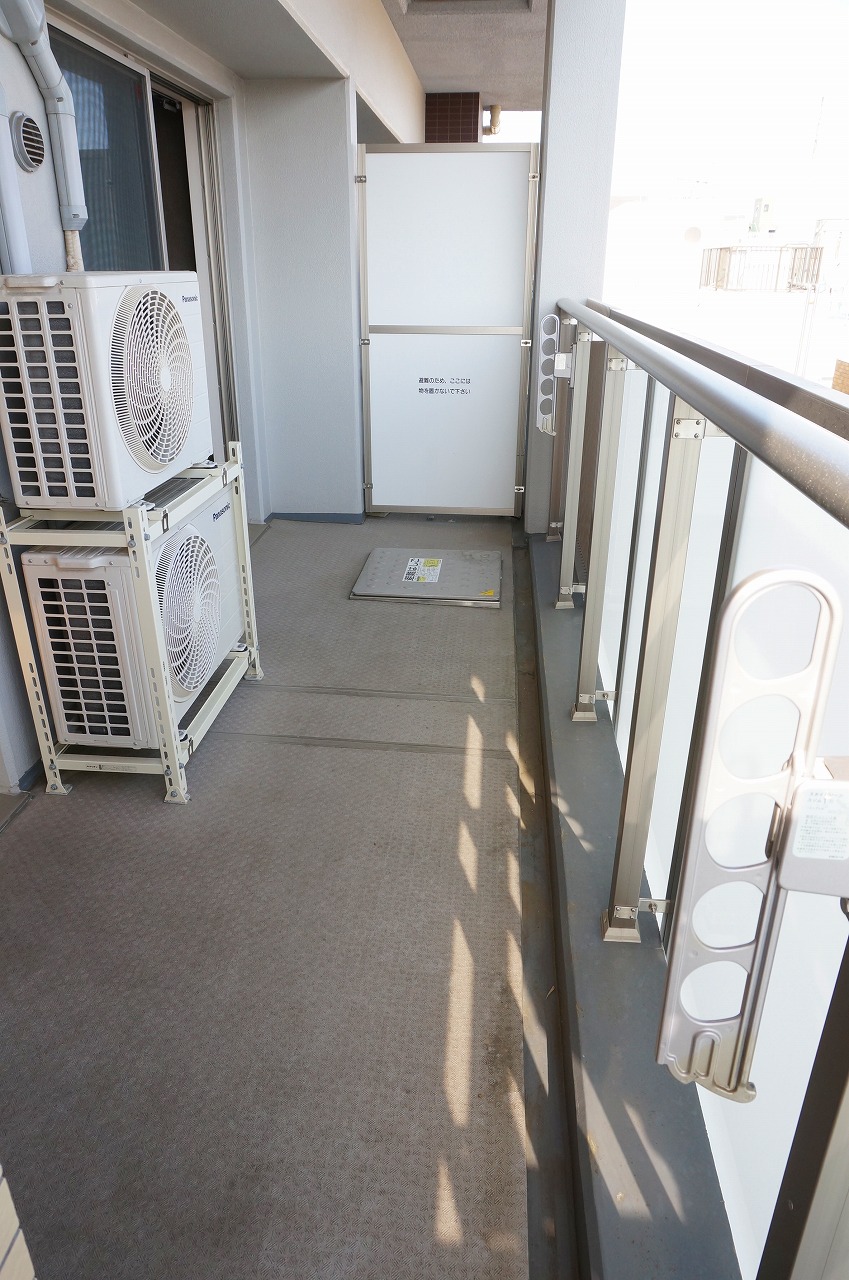 バルコニー　南向きバルコニー