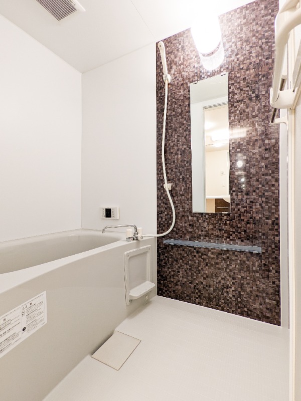 バス・シャワールーム　図面と現状に相違がある場合には現状を優先