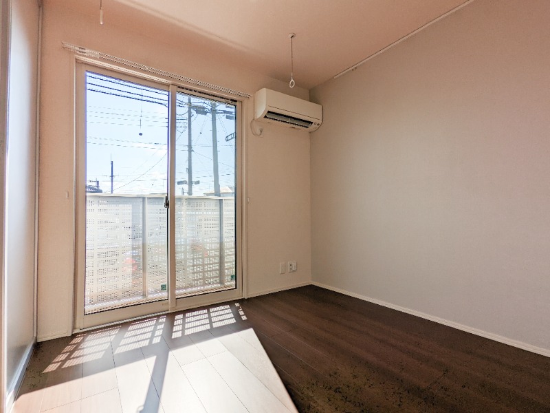 居室・リビング　図面と現状に相違がある場合には現状を優先