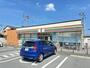コンビニ　セブンイレブン 津エアポートライン前店（コンビニ）まで608m