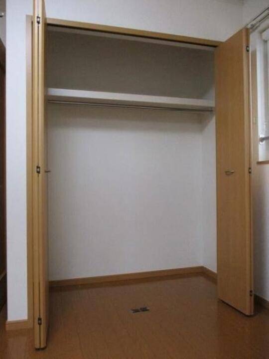 収納　クローゼット