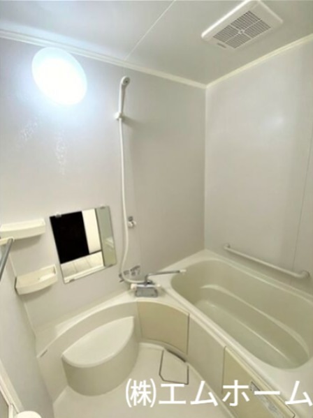 バス・シャワールーム　バスルーム