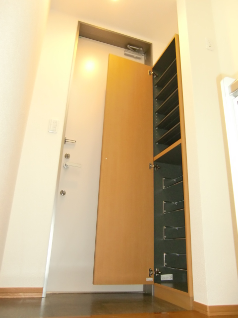 玄関　シューズボックス