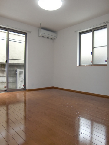 居室・リビング　7.3帖の寝室