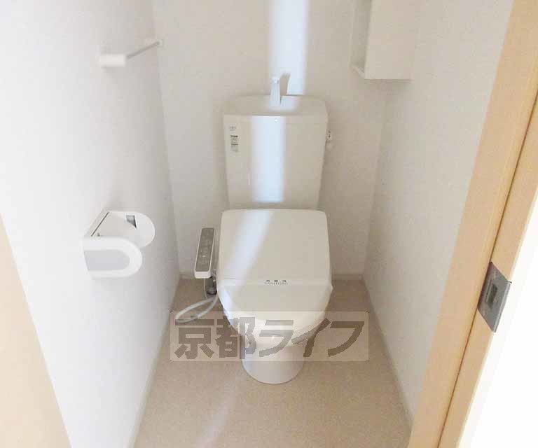 トイレ　清潔感のあるトイレです