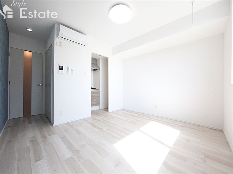 居室・リビング　内装