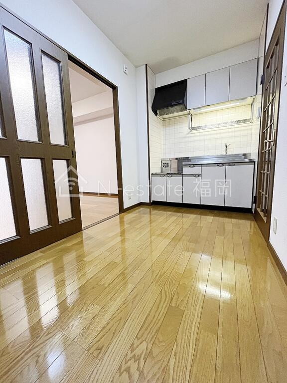 その他部屋・スペース　★食器棚やテーブルが置ける広さ！★参考写真