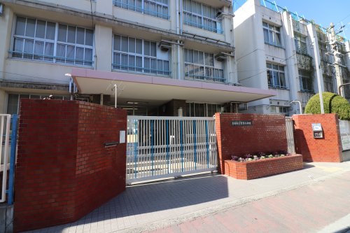 小学校　大阪市立聖賢小学校（小学校）まで437m