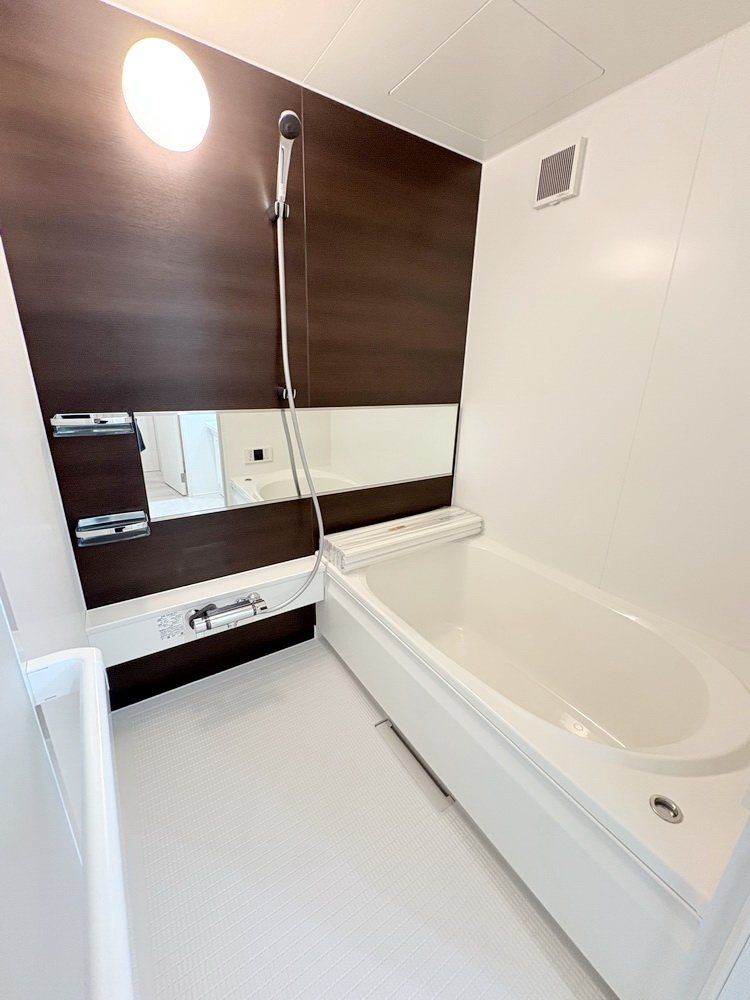 バス・シャワールーム　洗面