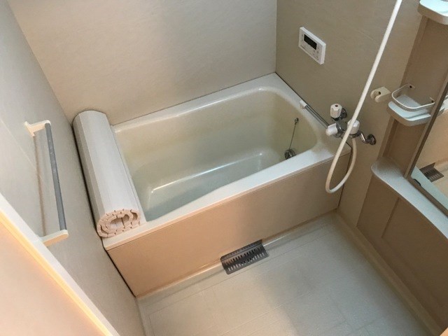 バス・シャワールーム　浴室