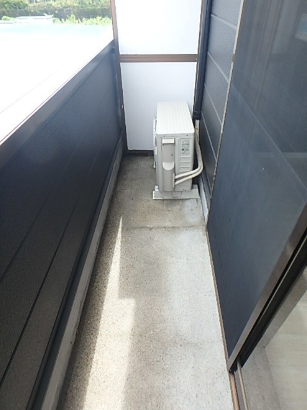 バルコニー　図面と現状に相違がある場合には現状を優先