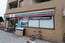 コンビニ　セブンイレブン大阪新町4丁目店（コンビニ）まで354m