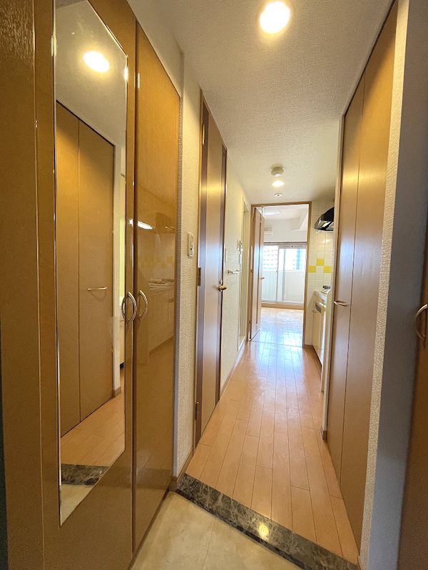 玄関　★見学予約受付中★