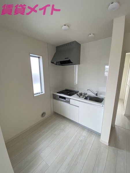 キッチン　同施工会社参考写真