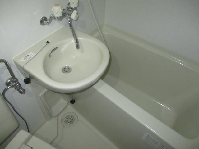 洗面設備　別部屋参考用写真