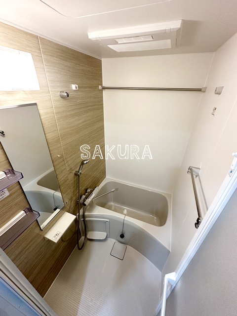 バス・シャワールーム　日々の疲れを癒すお風呂です♪