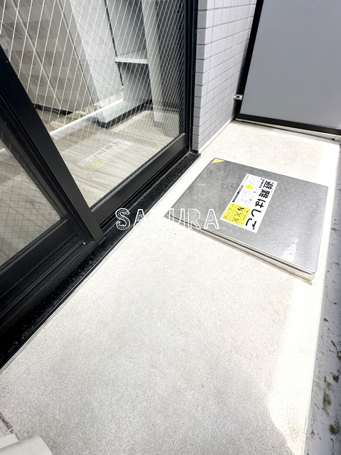 バルコニー　暖かな日差しのふりそそぐバルコニー♪