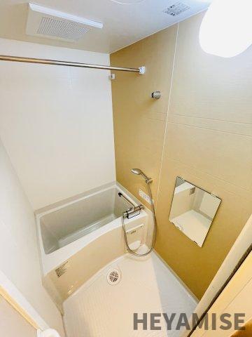 バス・シャワールーム　※類似間取りの別の階のお部屋の画像です※現況を優先します