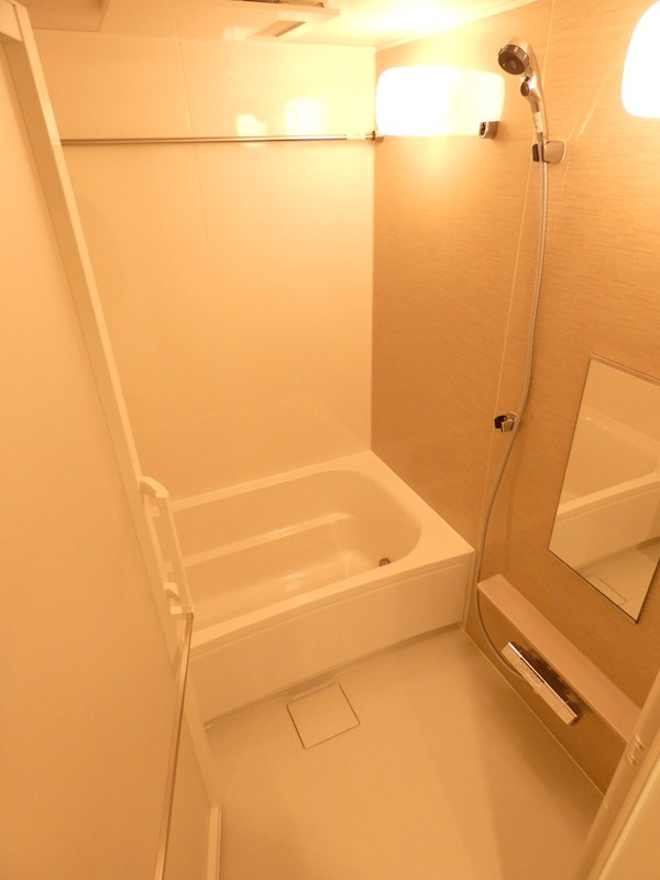 バス・シャワールーム　※別室の写真です。ご参照ください。