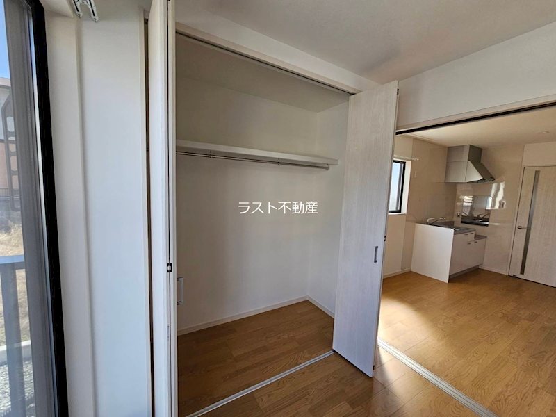 収納　実際の物とは異なります