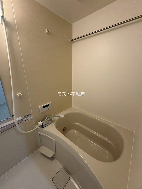 バス・シャワールーム　実際の物とは異なります