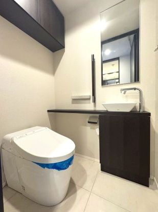 トイレ　※別部屋の参考写真です。