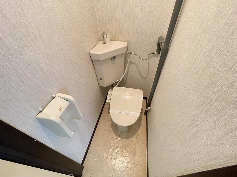 トイレ　トイレ