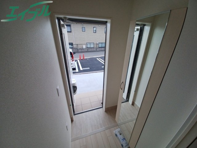 玄関　同型タイプ画像