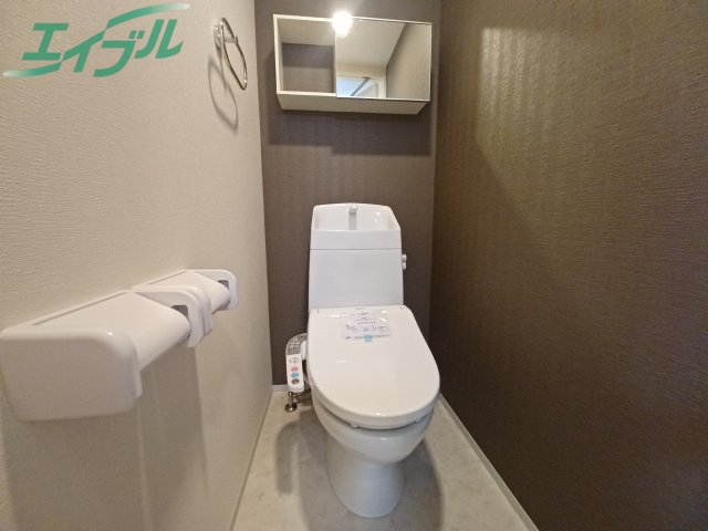 トイレ　同型タイプ画像