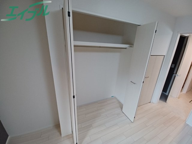 収納　同型タイプ画像