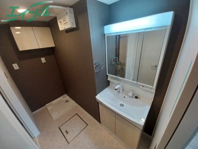 洗面設備　同型タイプ画像