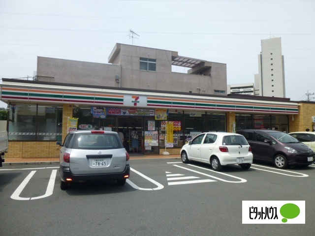 コンビニ　セブンイレブン小田原城山１丁目店（コンビニ）まで308m