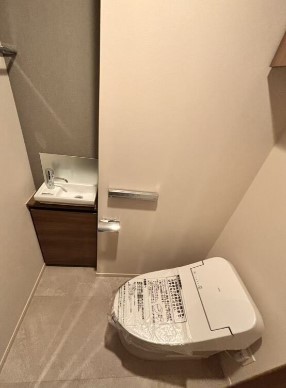 トイレ　トイレ