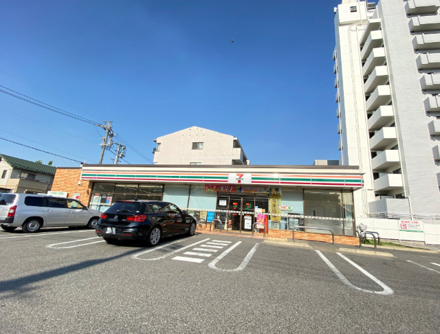 コンビニ　セブンイレブン名古屋御器所通２丁目店（コンビニ）まで455m