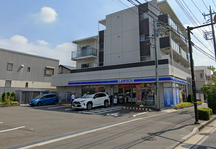 コンビニ　ローソン（コンビニ）まで561m