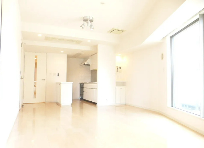 居室・リビング　※別部屋の参考写真です。