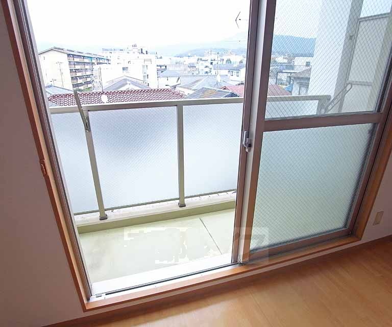 バルコニー　・お問い合わせは京都ライフまで・