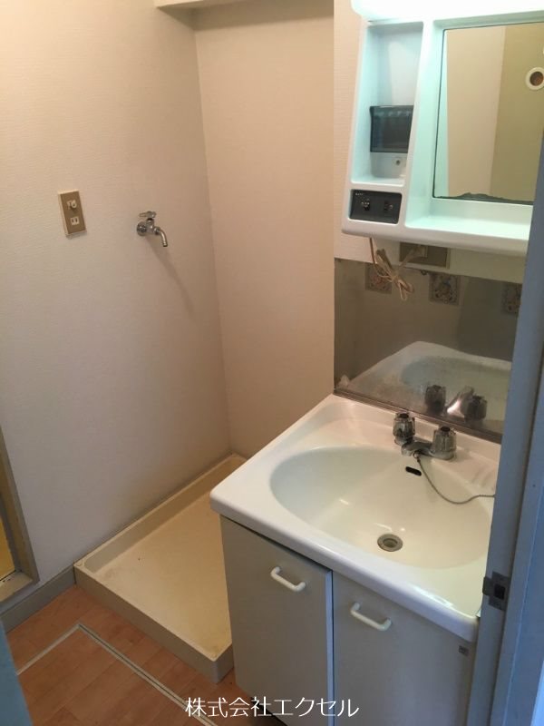 その他　室内に洗濯機置場がございます。