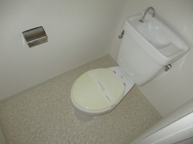 トイレ　清潔感のあるトイレです