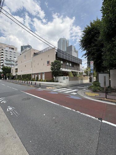 幼稚園・保育園　区立麻布保育園（幼稚園・保育園）まで803m